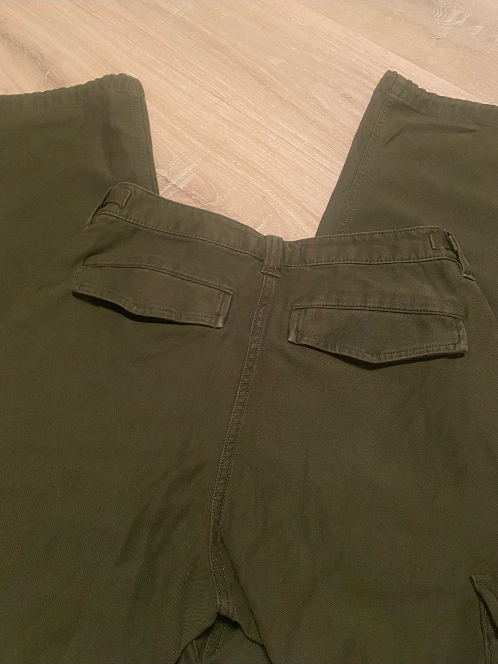 TNA Olive Green Cargo Pants Women wide Leg Buckle Pocket Adjustable size 2 - Picture 6 of 10